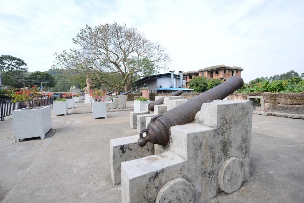 淇澳古炮臺（珠海市高新區(qū)文化中心供圖）.jpg