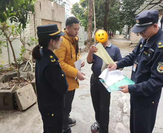 對(duì)當(dāng)事人住所進(jìn)行摸排蹲守，并找到當(dāng)事人.jpg