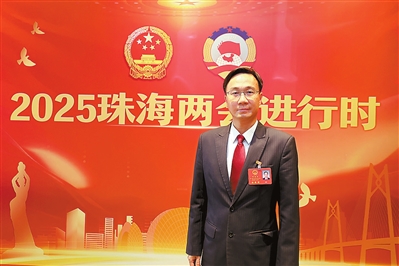 金灣區(qū)區(qū)長劉軍.jpg
