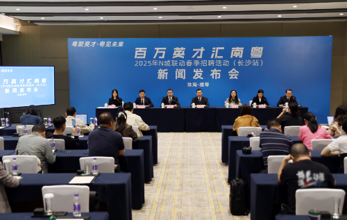 媒體記者提問。.jpg