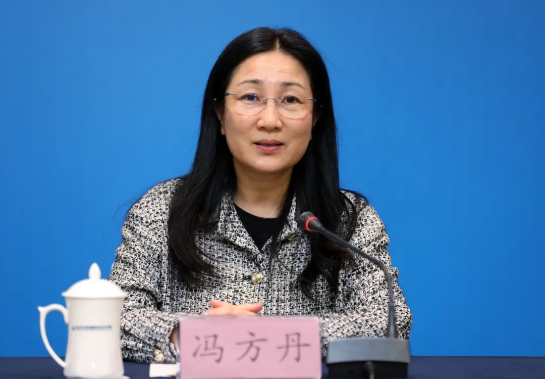 馮方丹.jpg