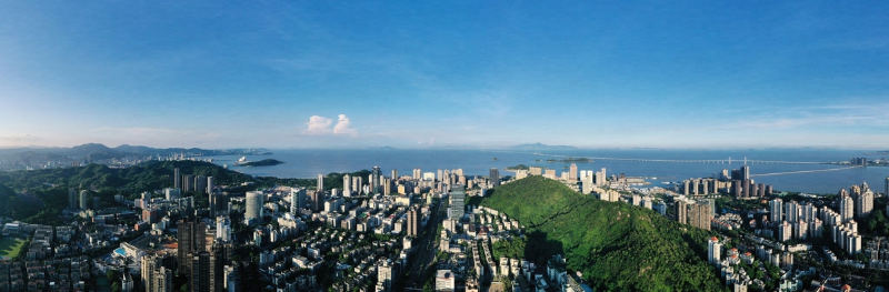 珠海正以更高標(biāo)準(zhǔn)、更高追求建設(shè)活力之城、創(chuàng)新之城、美麗之城、共富之城，推進(jìn)“百千萬(wàn)工程”三年初見成效。.jpeg