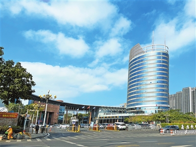 tqb0523003_001_01_b.jpg